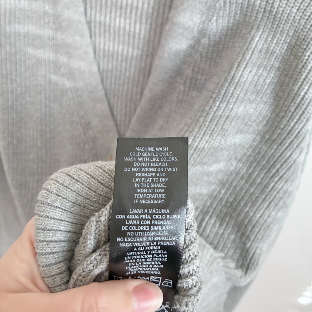 Hudson Los Angeles sweater cardigan gray knit button front relaxed fit - Picture 8 of 9